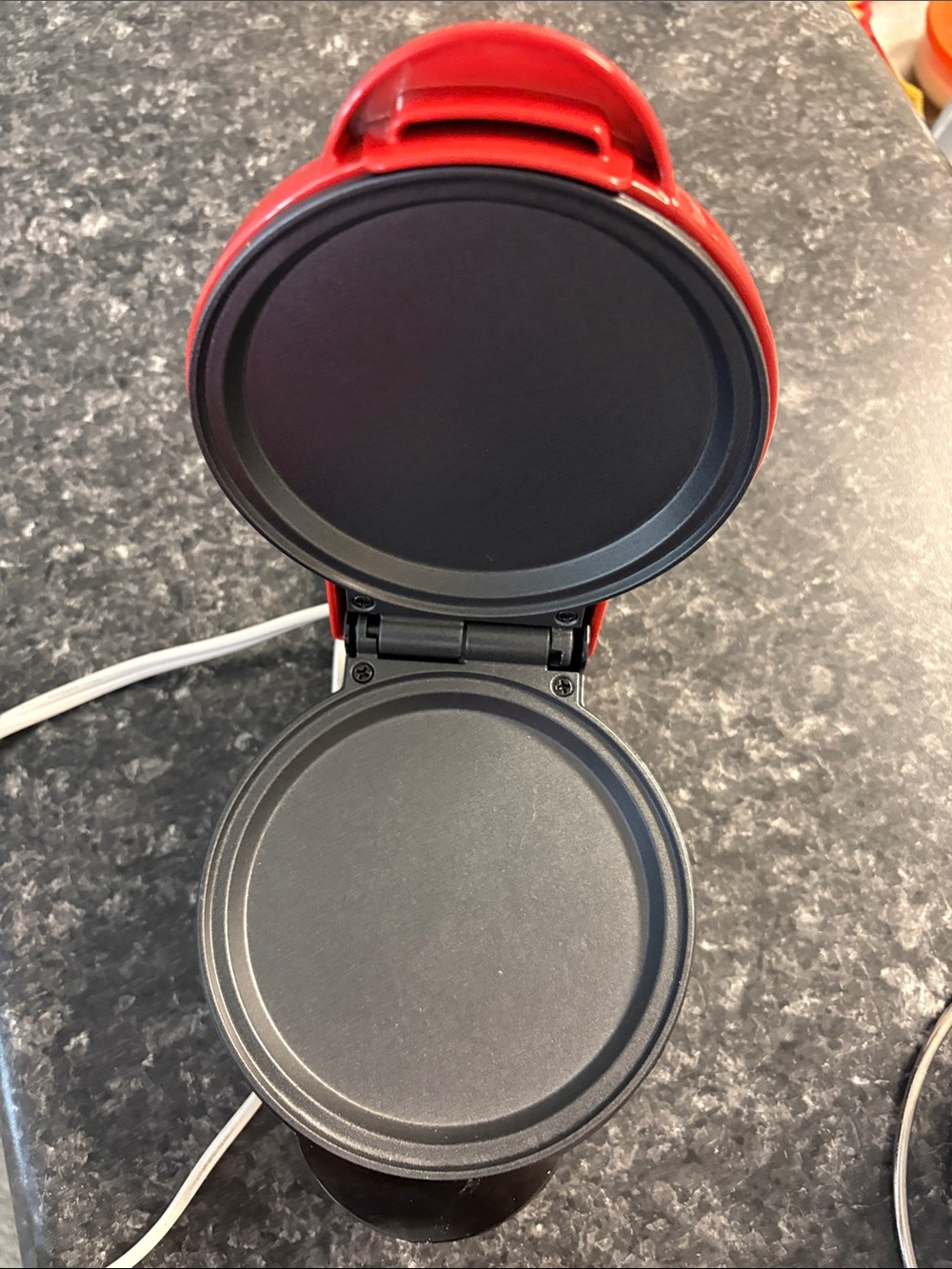 MyMini Red Mini Pancake Maker - Picture 2 of 3